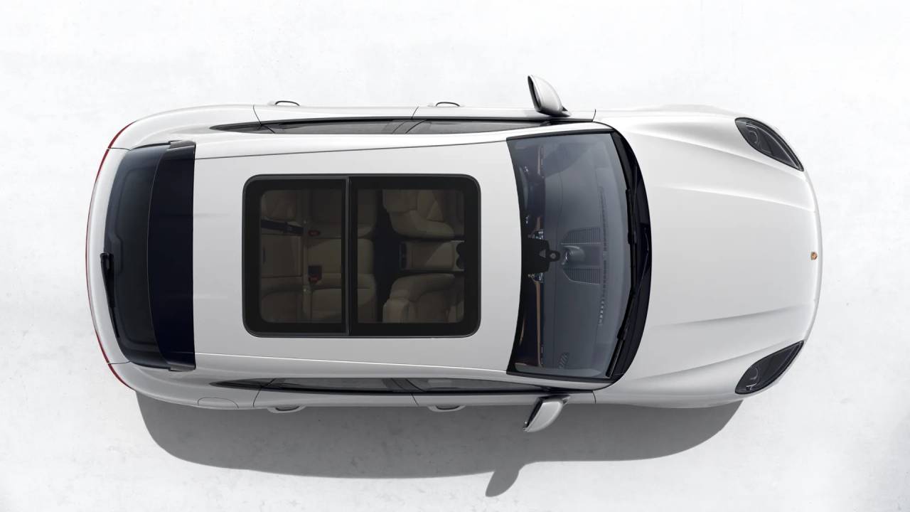 2026 Porsche Macan T photo 5