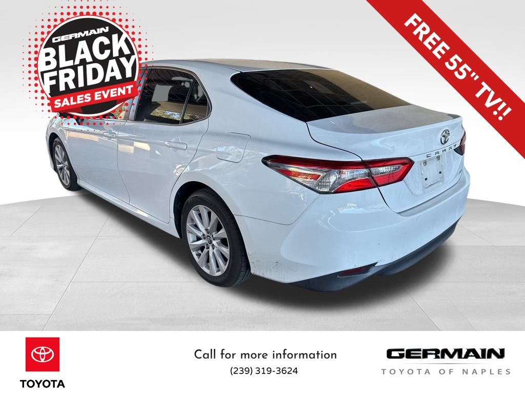 2018 Toyota Camry LE photo 4