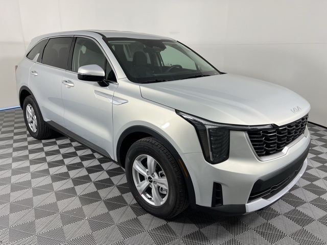 2026 Kia Sorento LX's photo