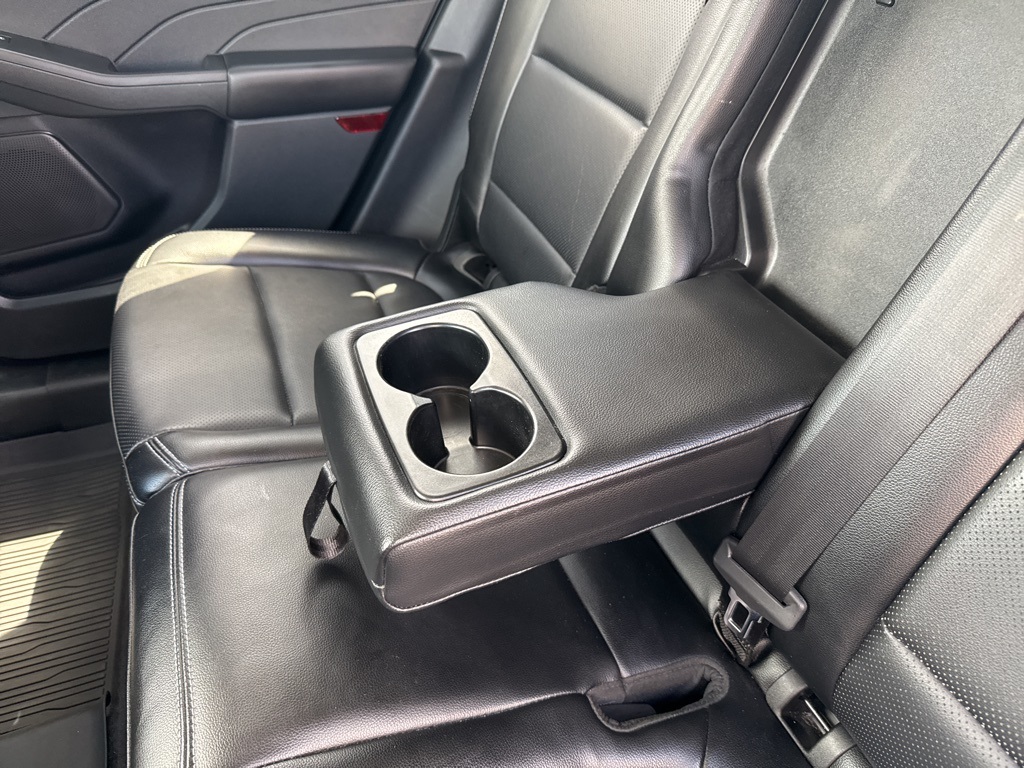 2022 Ford Escape SEL photo 26