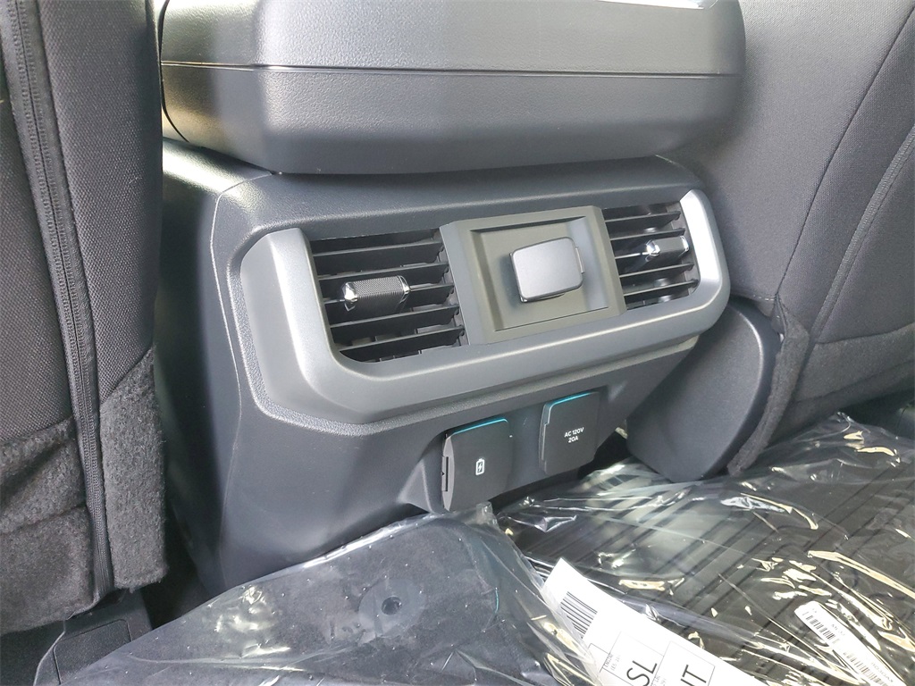 2025 Ford F-150 XLT photo 25