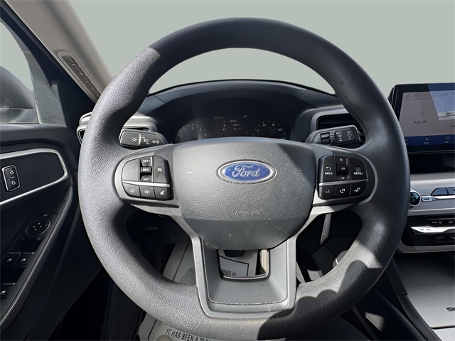 2023 Ford Explorer Base photo 25