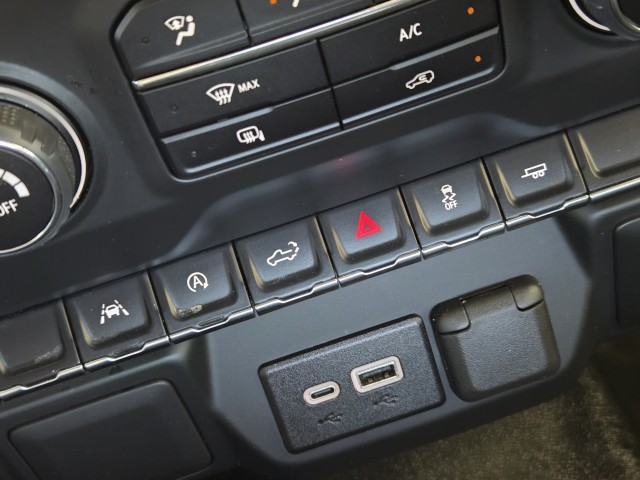 2024 Chevrolet Silverado 1500 photo 24