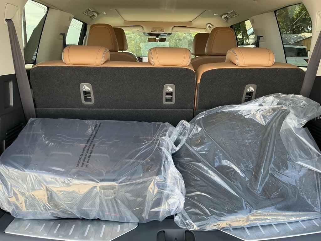 2026 Infiniti QX80 Luxe photo 24