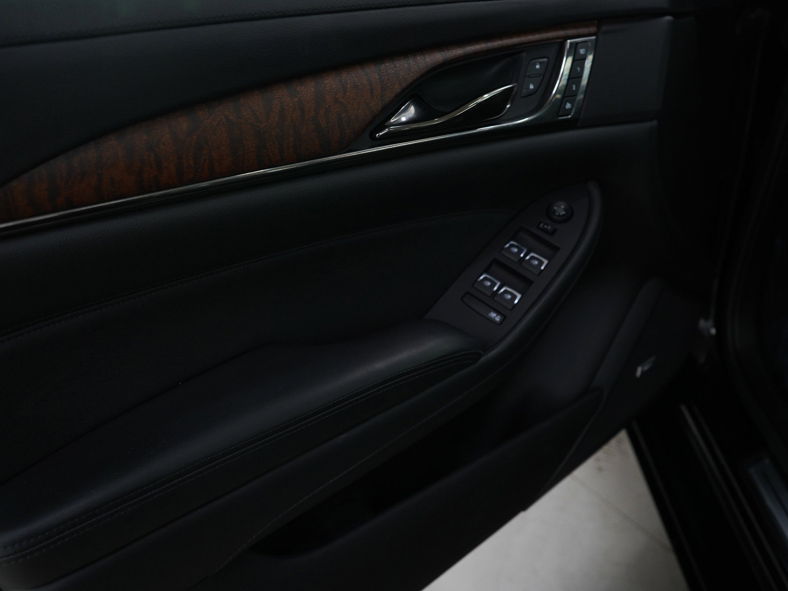 2019 Cadillac CTS Luxury photo 16