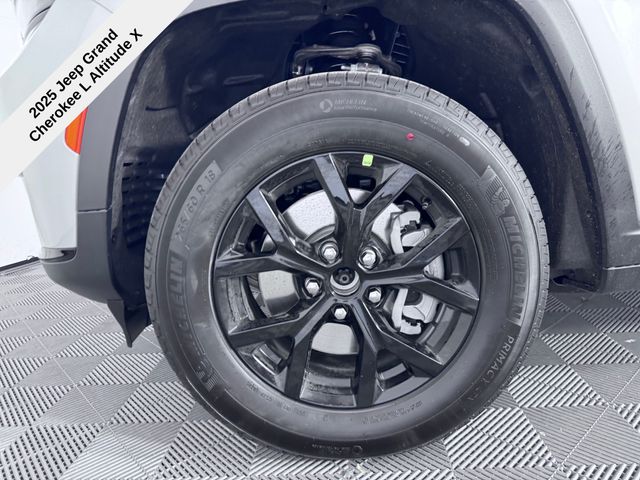 2025 Jeep Grand Cherokee Altitude X photo 13