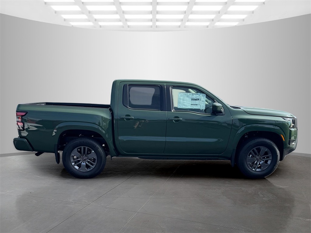 2025 Nissan Frontier Crew Cab SV photo 6