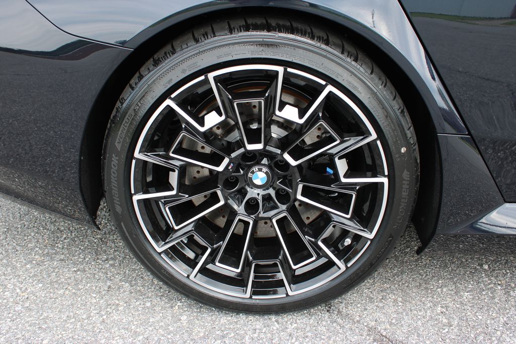 2026 Bmw M5 5 photo 33