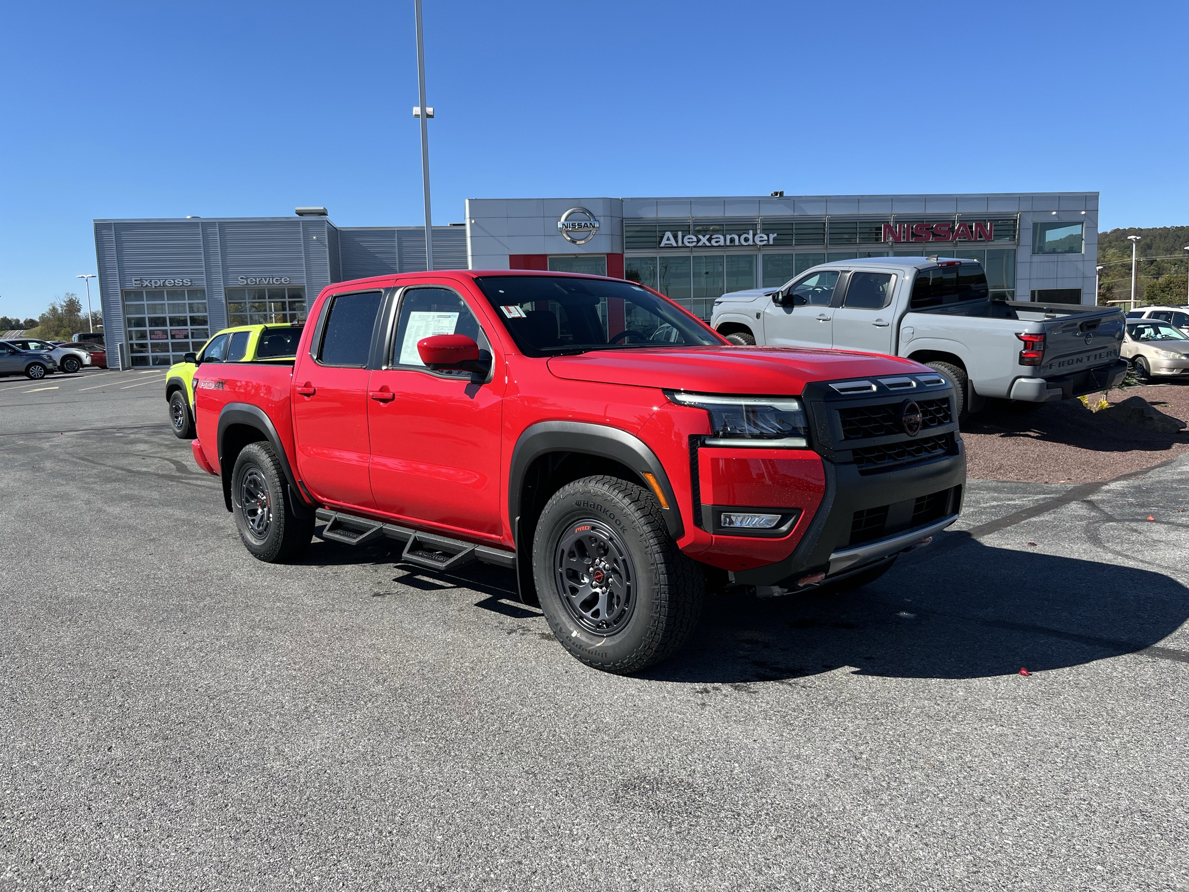 2026 Nissan Frontier PRO-4X's photo