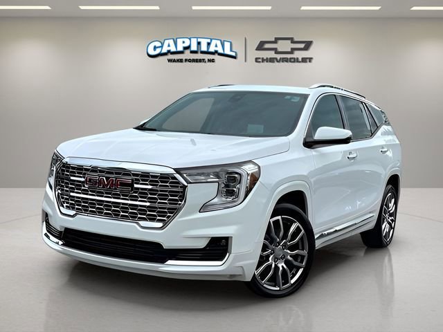 2023 GMC Terrain Denali's photo