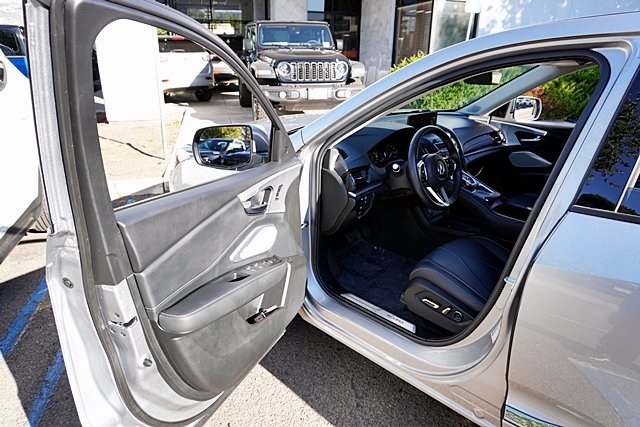 Used 2023 Silver Acura Technology Package image 37
