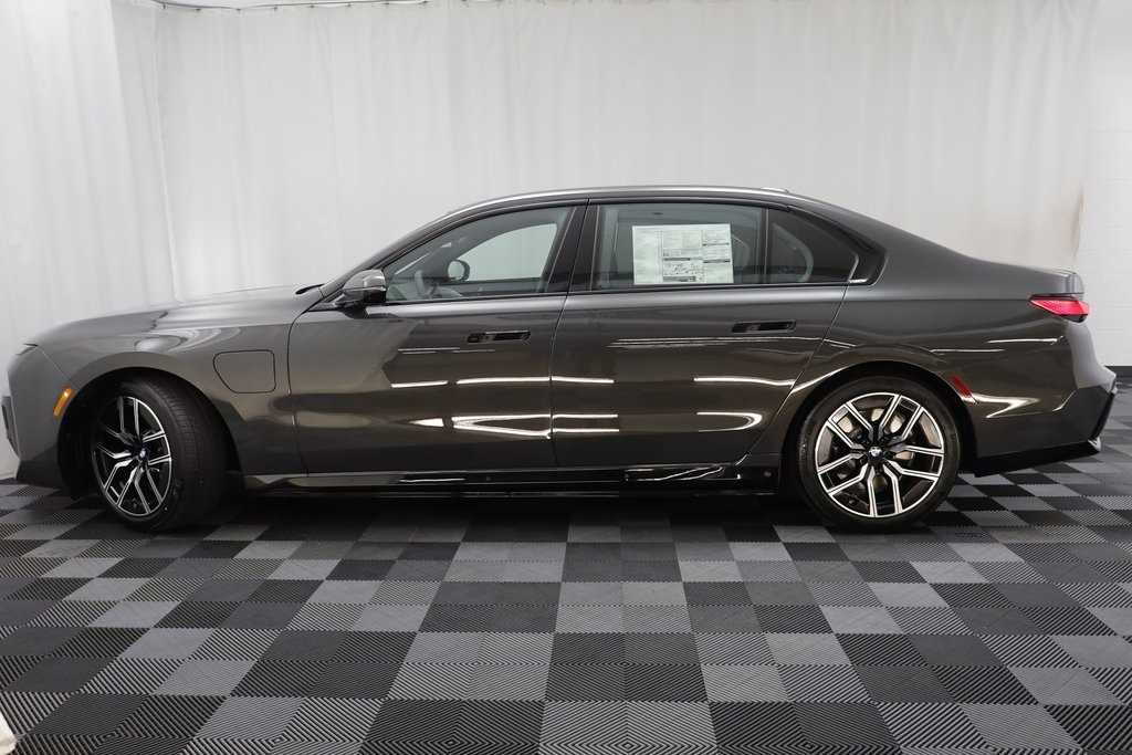 2026 Bmw 750e 750e xDrive photo 5