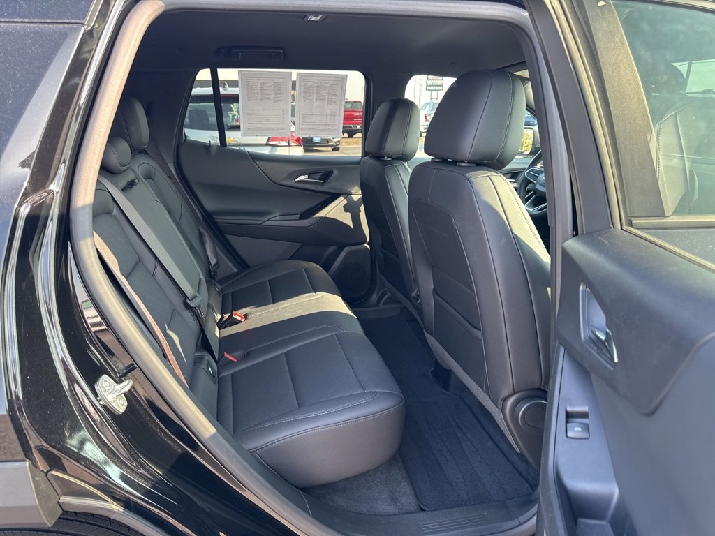 2025 Chevrolet Equinox LT photo 12