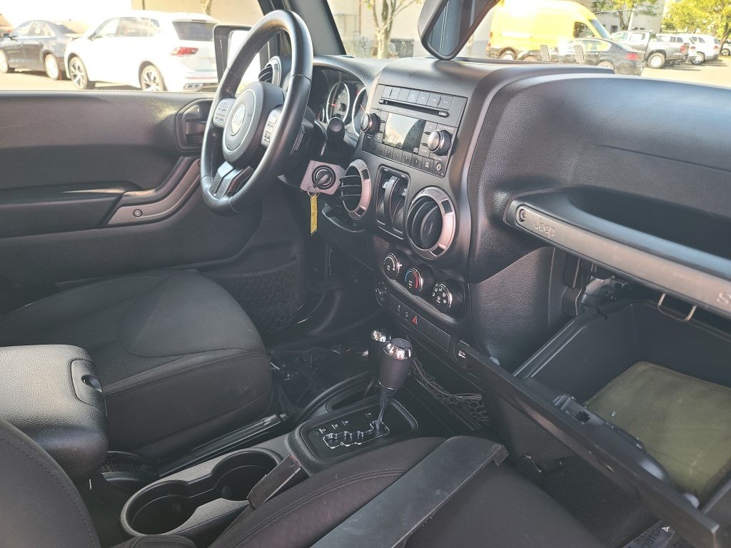 2015 Jeep Wrangler Sport photo 9