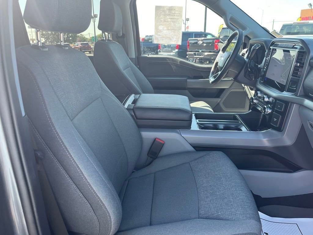 2024 Ford F-150 XLT photo 24