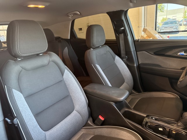 Used 2022  Chevrolet LT image 14