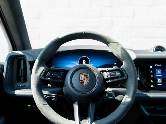 2026 Porsche Cayenne GTS photo 23