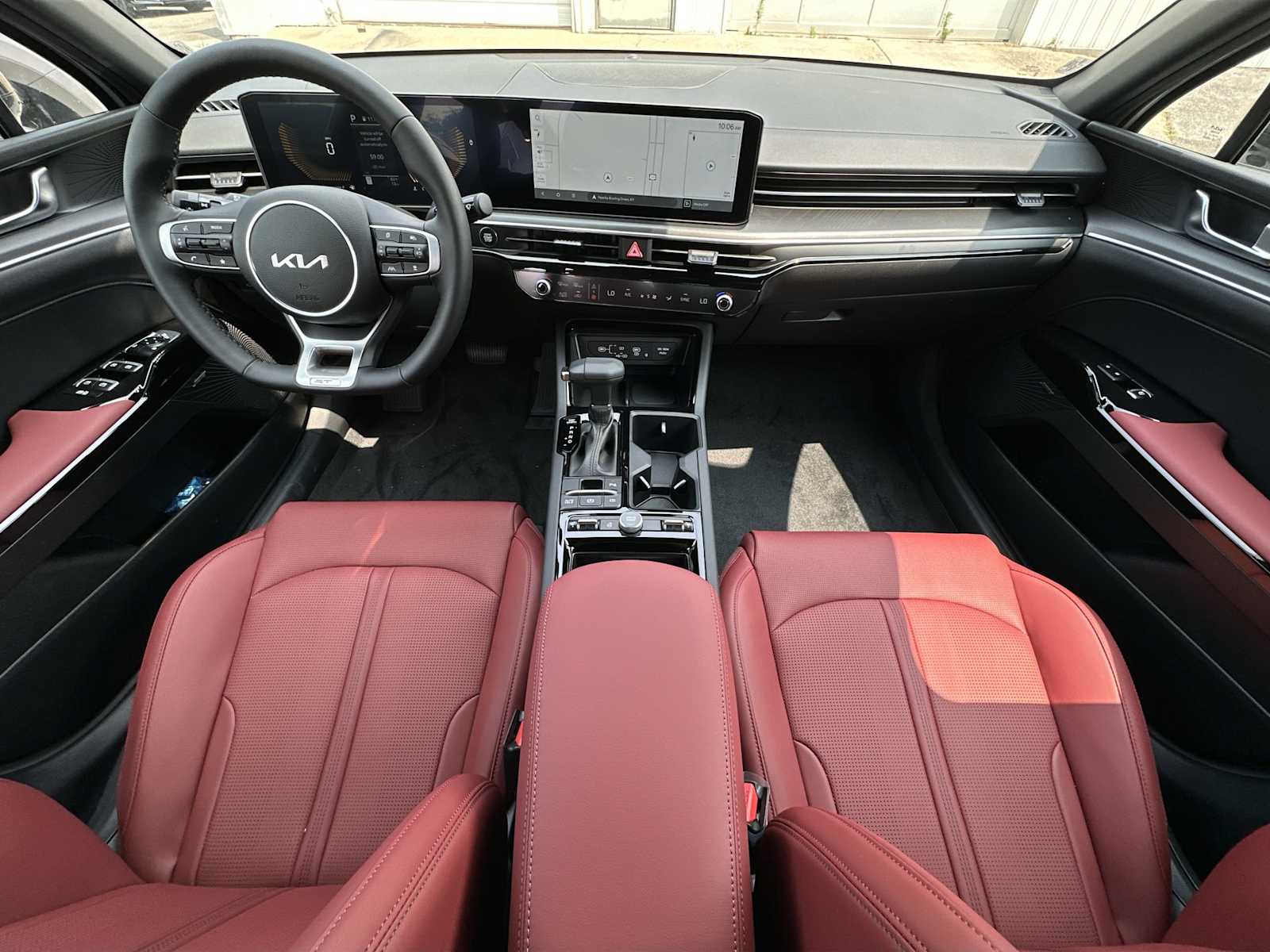 2025 Kia K5 GT-Line photo 21