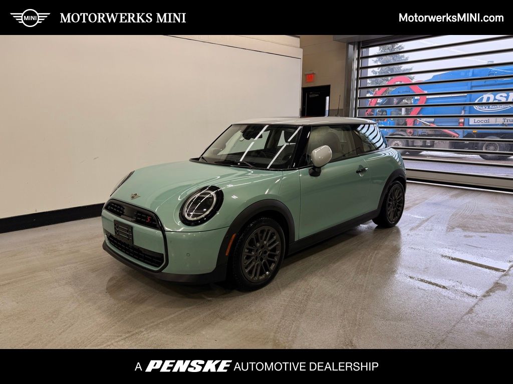 2025 MINI Hardtop 2 Door S's photo