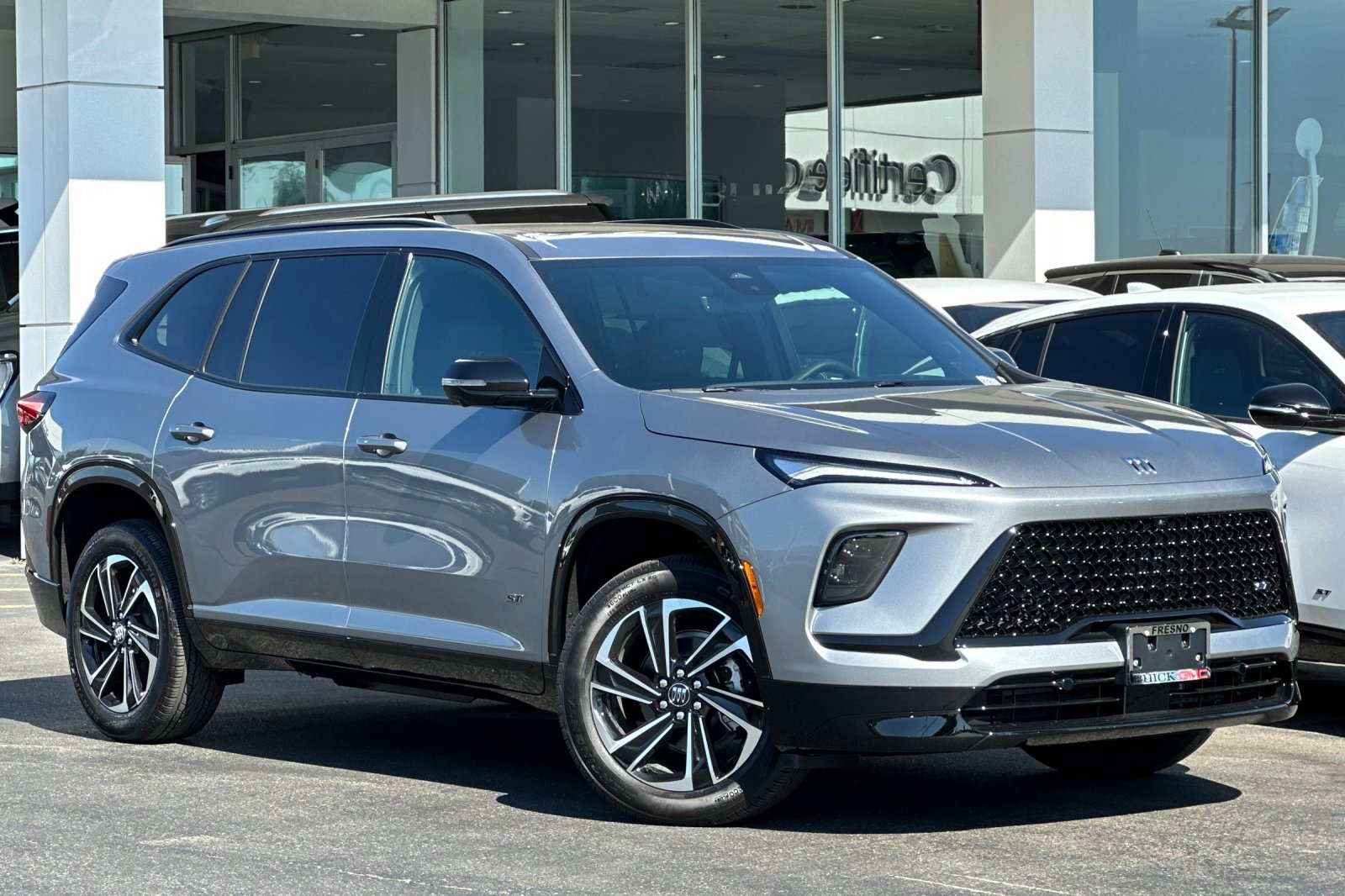 2026 Buick Enclave Sport Touring photo 2