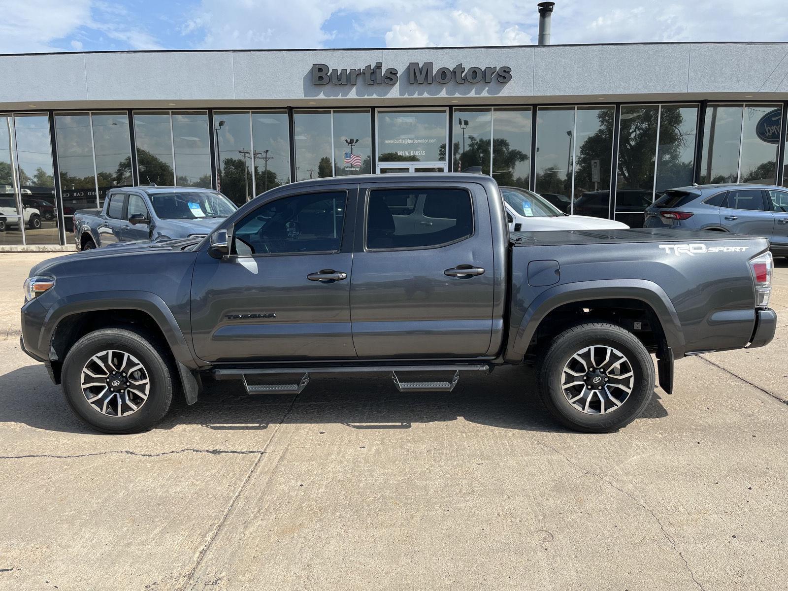 2021 Toyota Tacoma TRD Sport's photo