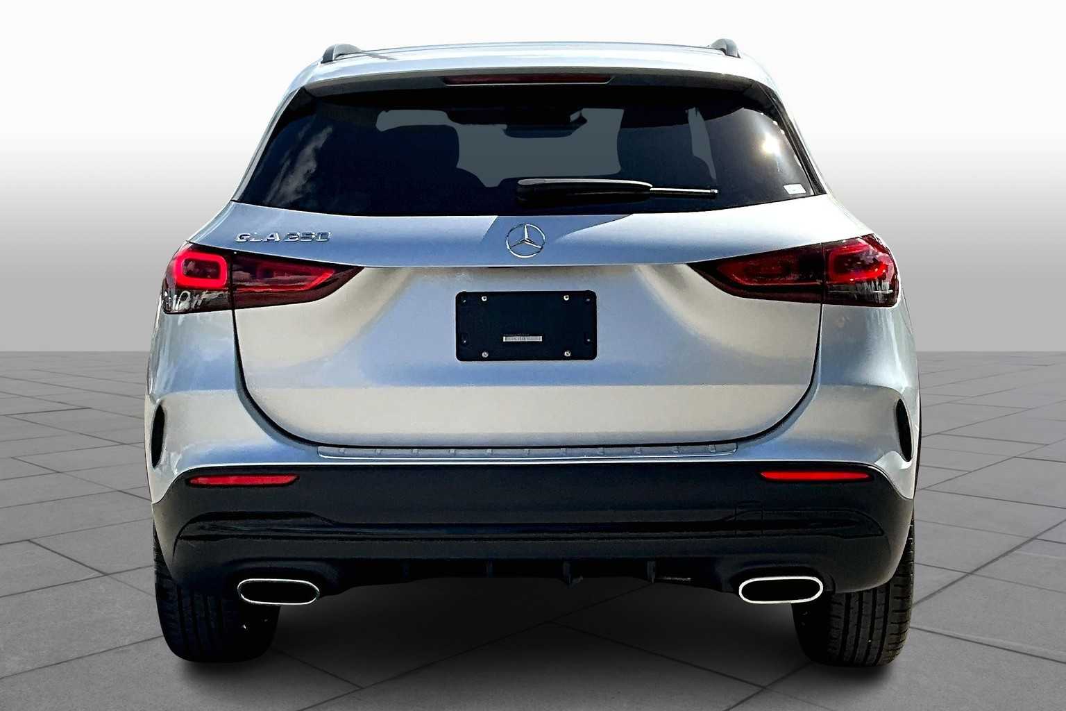 2023 Mercedes Benz GLA 250 photo 4