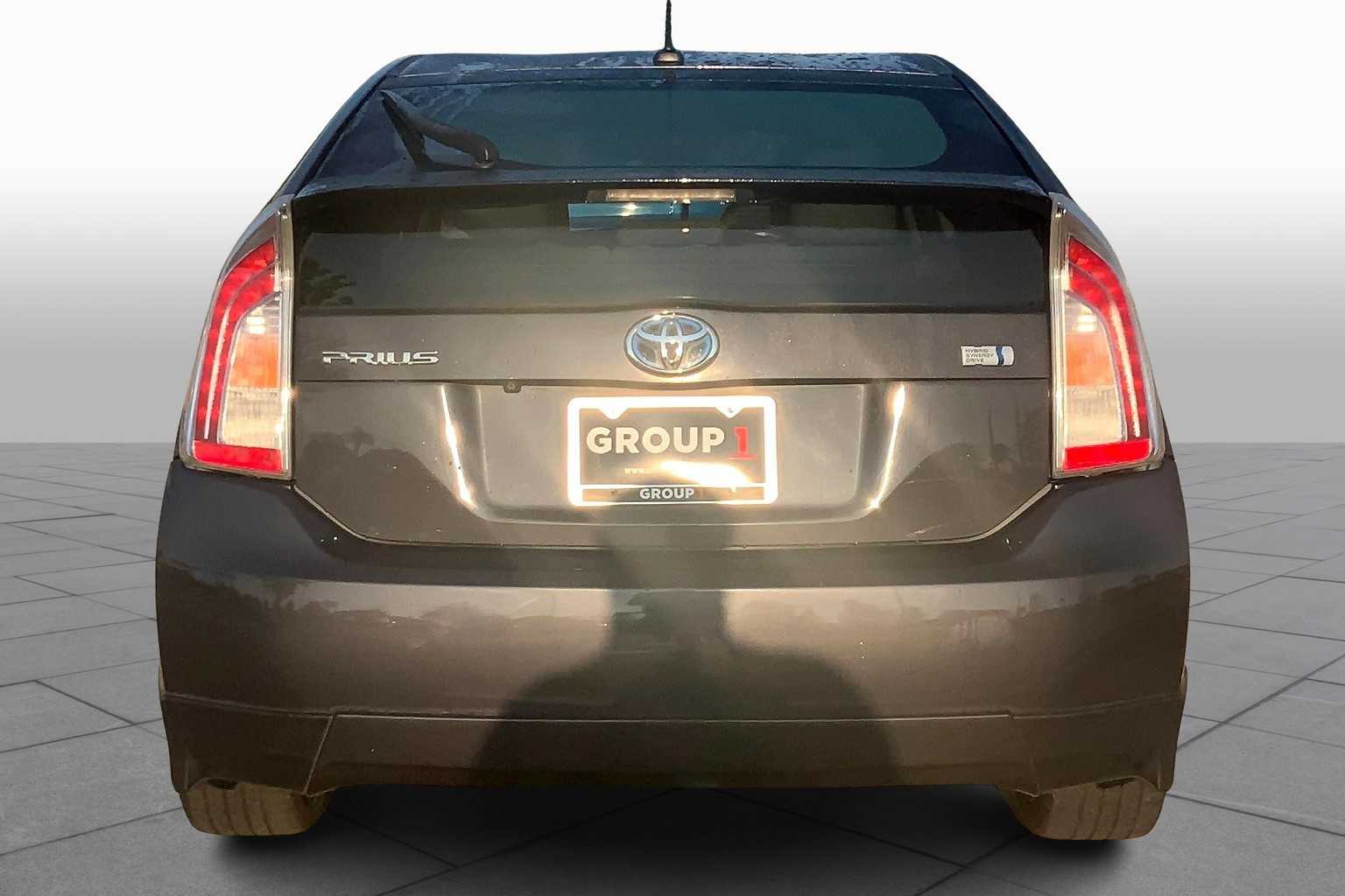 2012 Toyota Prius Two photo 4