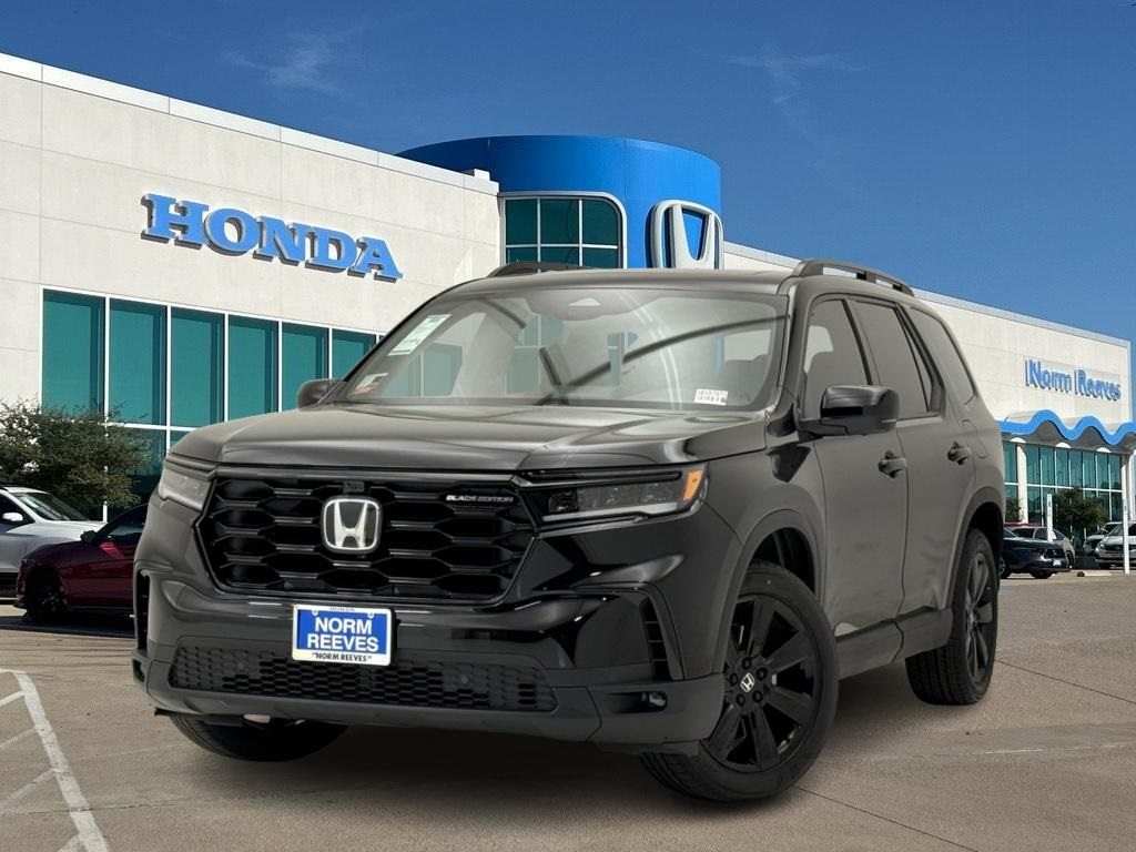 2025 Honda Pilot Black Edition's photo
