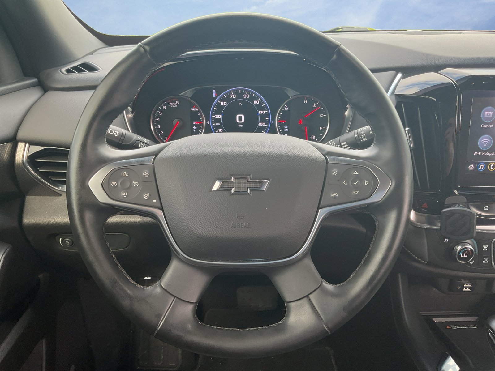 2023 Chevrolet Traverse Premier photo 16