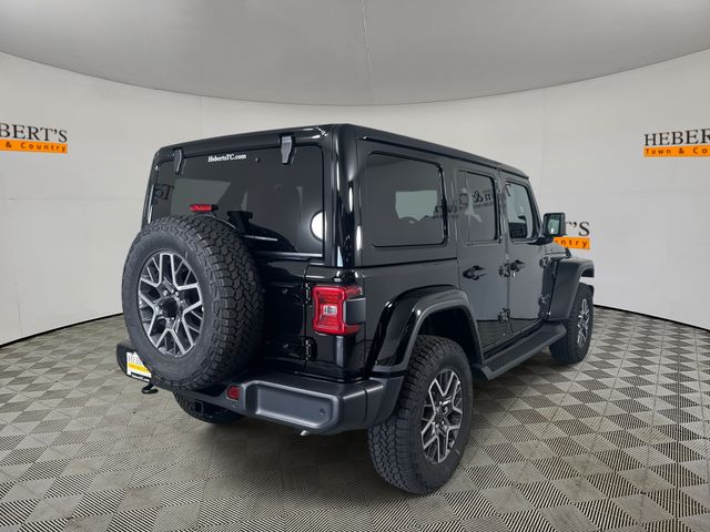 2025 Jeep Wrangler Sahara photo 7