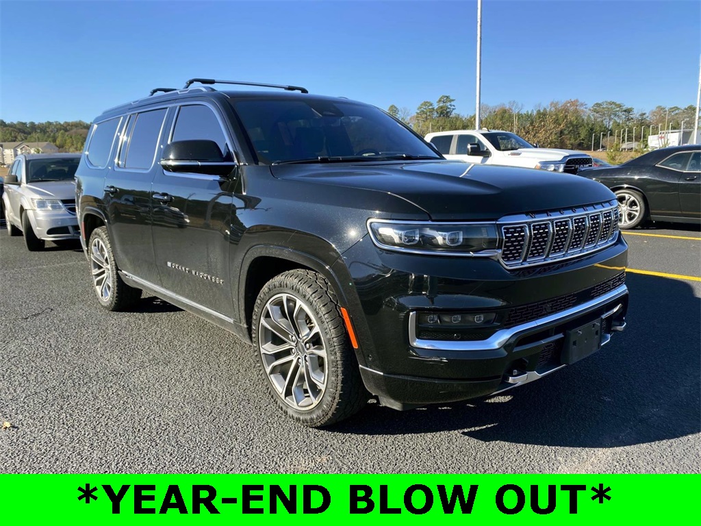 2022 Jeep Grand Wagoneer Series III's photo