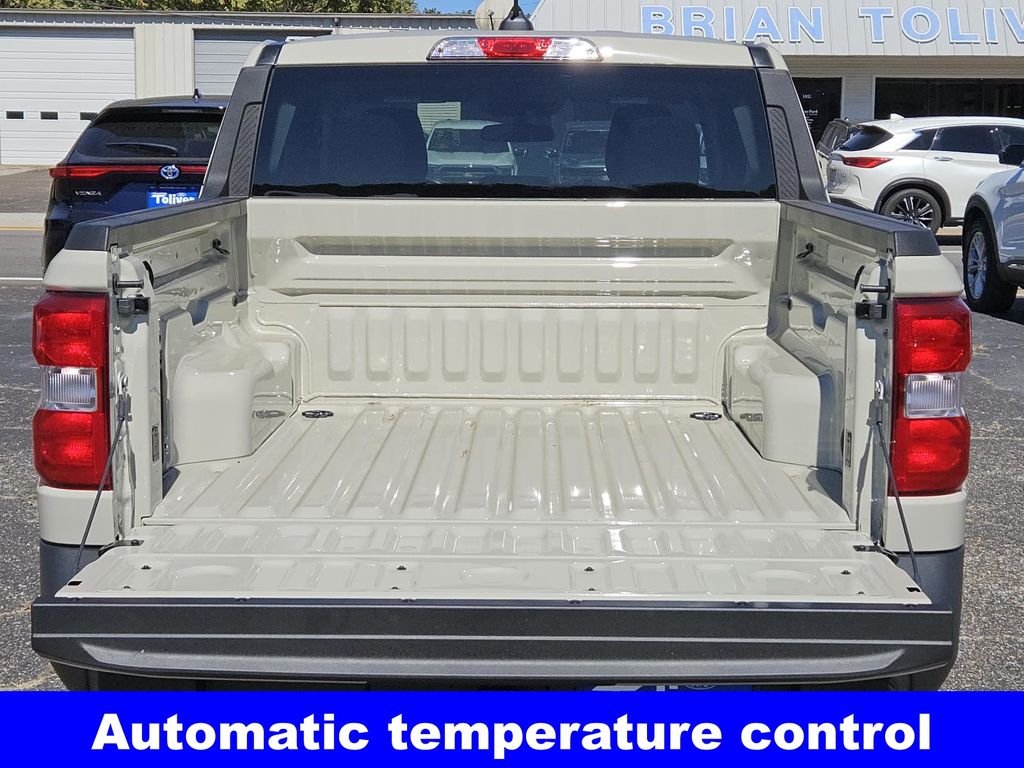 2025 Ford Maverick XLT photo 4
