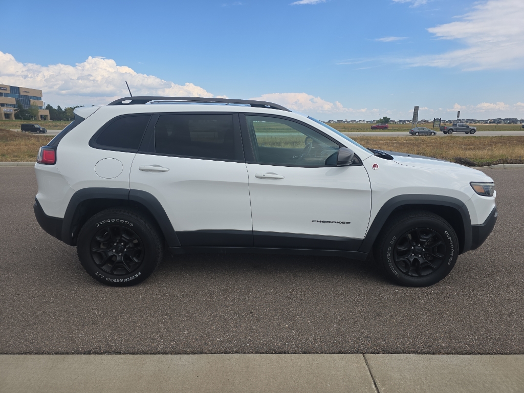 2019 Jeep Cherokee Trailhawk photo 6