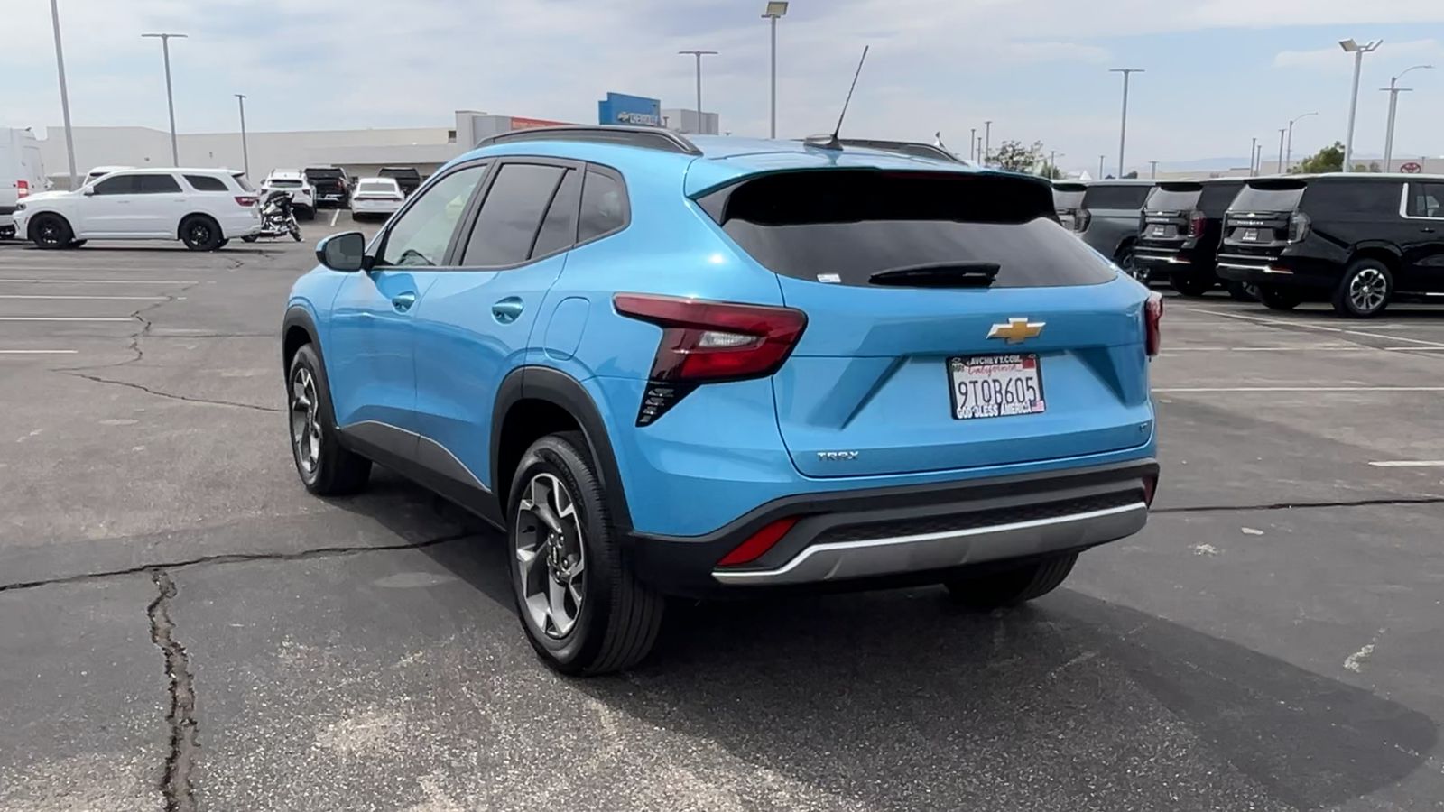 2025 Chevrolet Trax LT photo 42