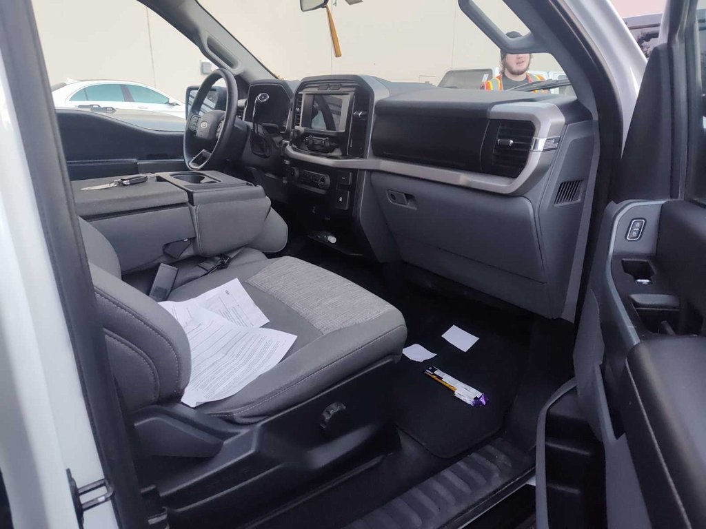 2023 Ford F-150 XLT photo 4