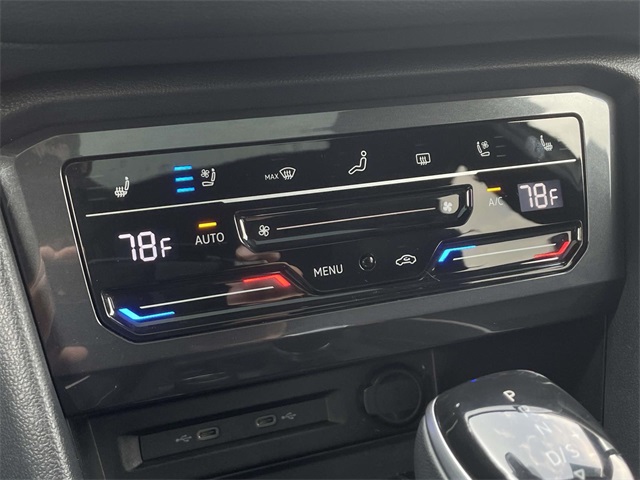 2022 Volkswagen Tiguan SEL Premium R-Line photo 22