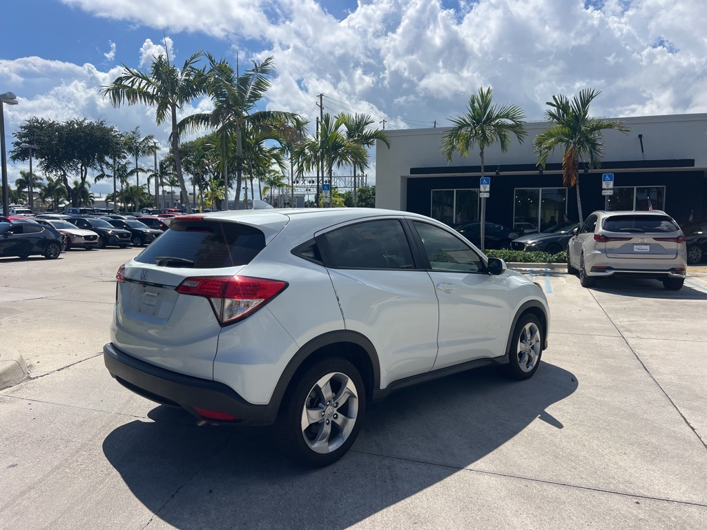 2021 Honda HR-V LX photo 11