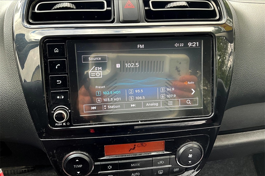 2024 Mitsubishi Mirage G4 ES photo 19