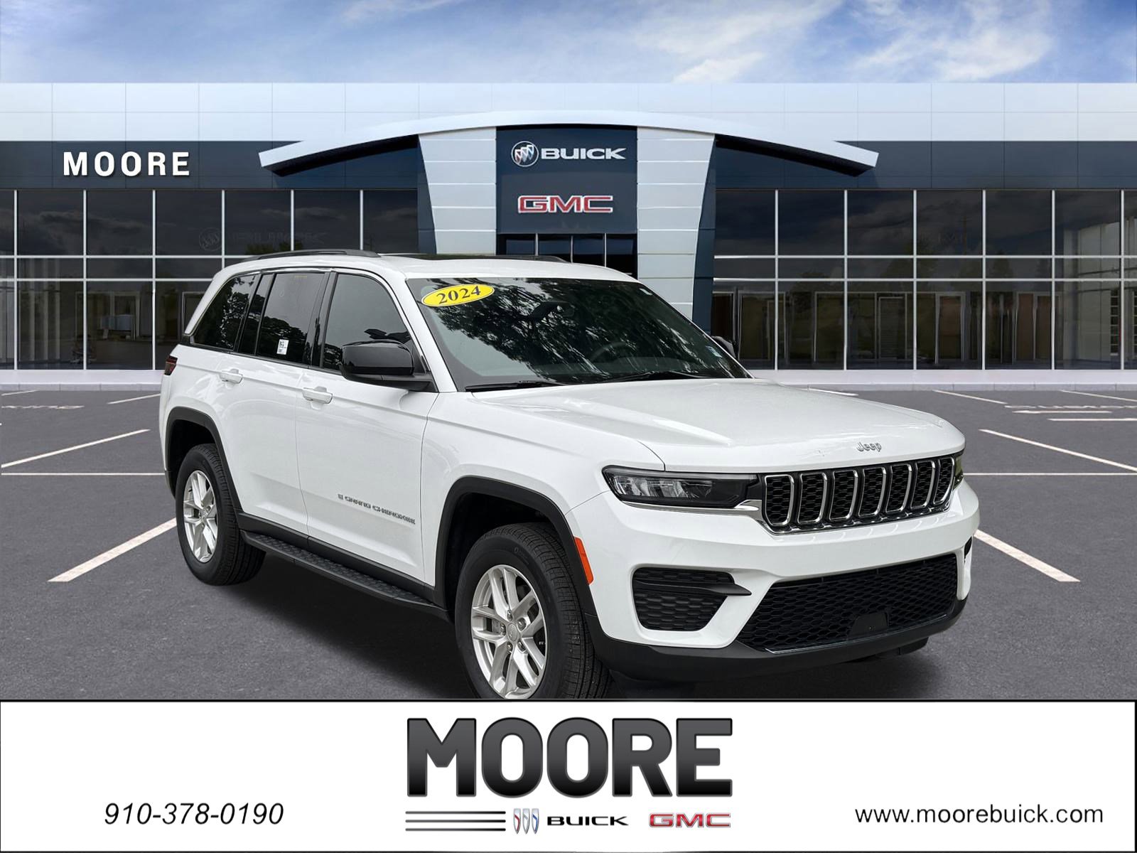 2024 Jeep Grand Cherokee Laredo's photo