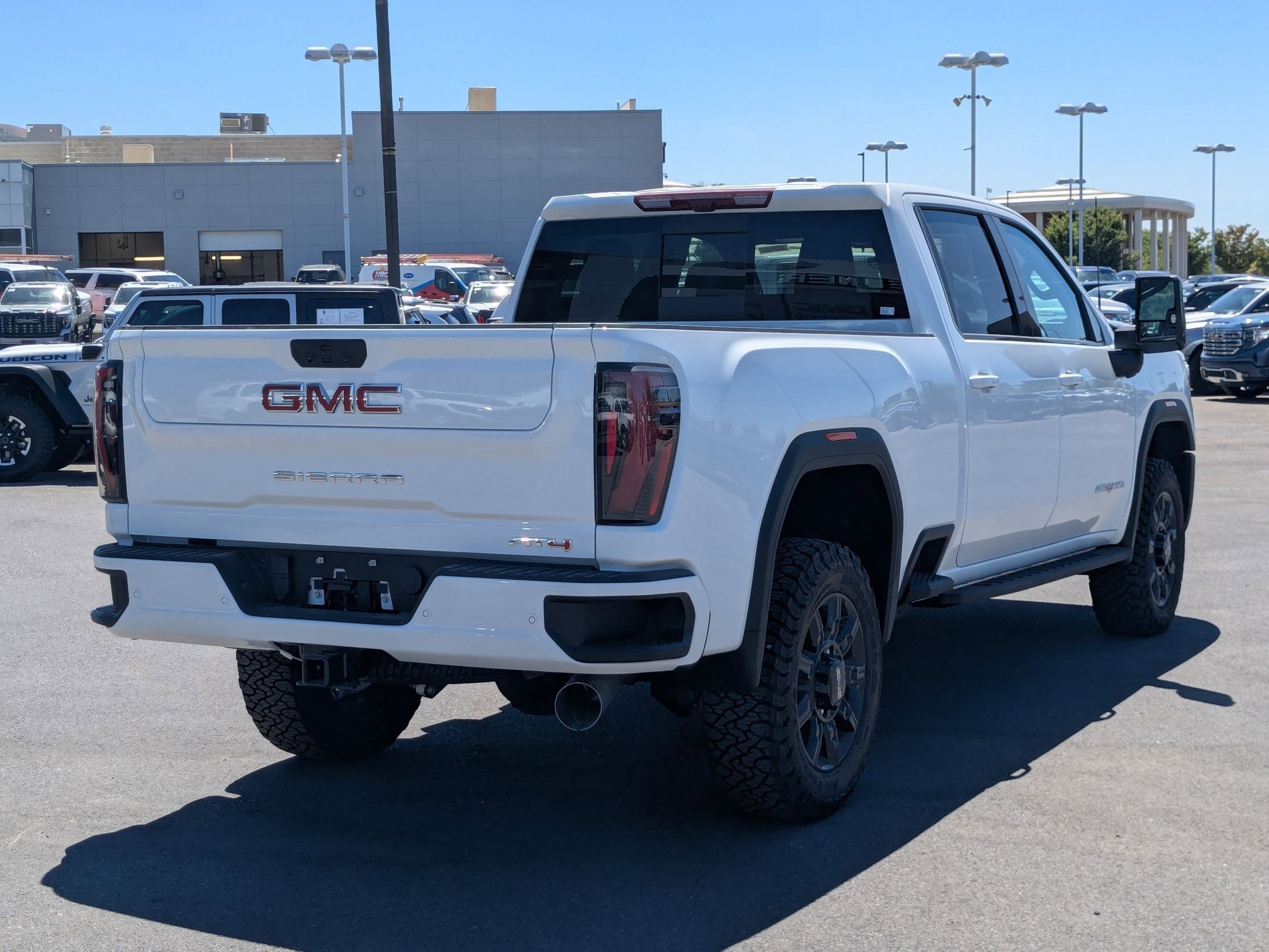 2025 Gmc Sierra 3500 HD AT4 photo 4