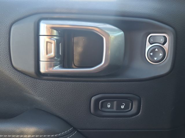 2022 Jeep Wrangler Unlimited Sahara 4xe photo 18