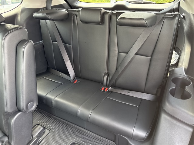 2025 Toyota Highlander Platinum photo 15