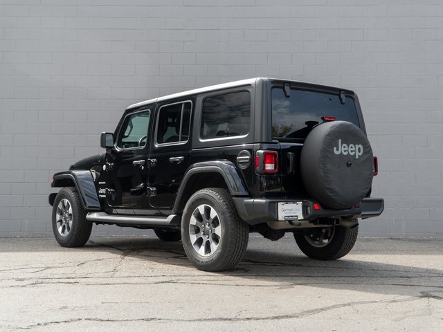 2022 Jeep Wrangler Unlimited Sahara photo 3
