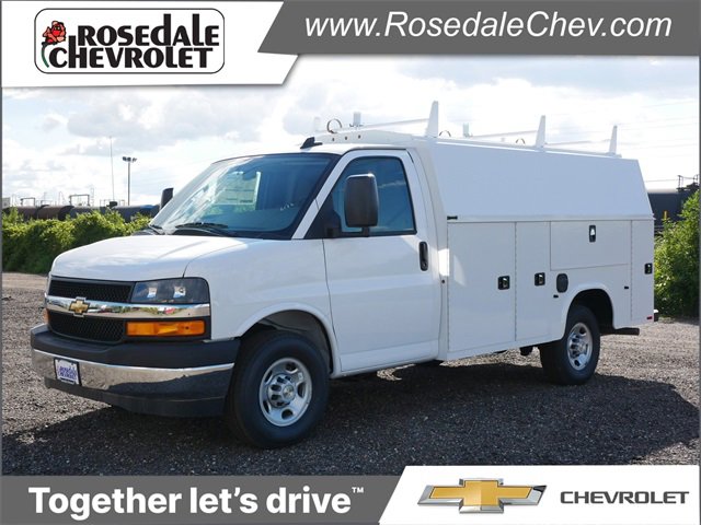 2025 Chevrolet Express Cutaway Base's photo