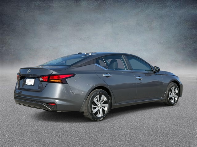 2025 Nissan Altima 2.5 S photo 2