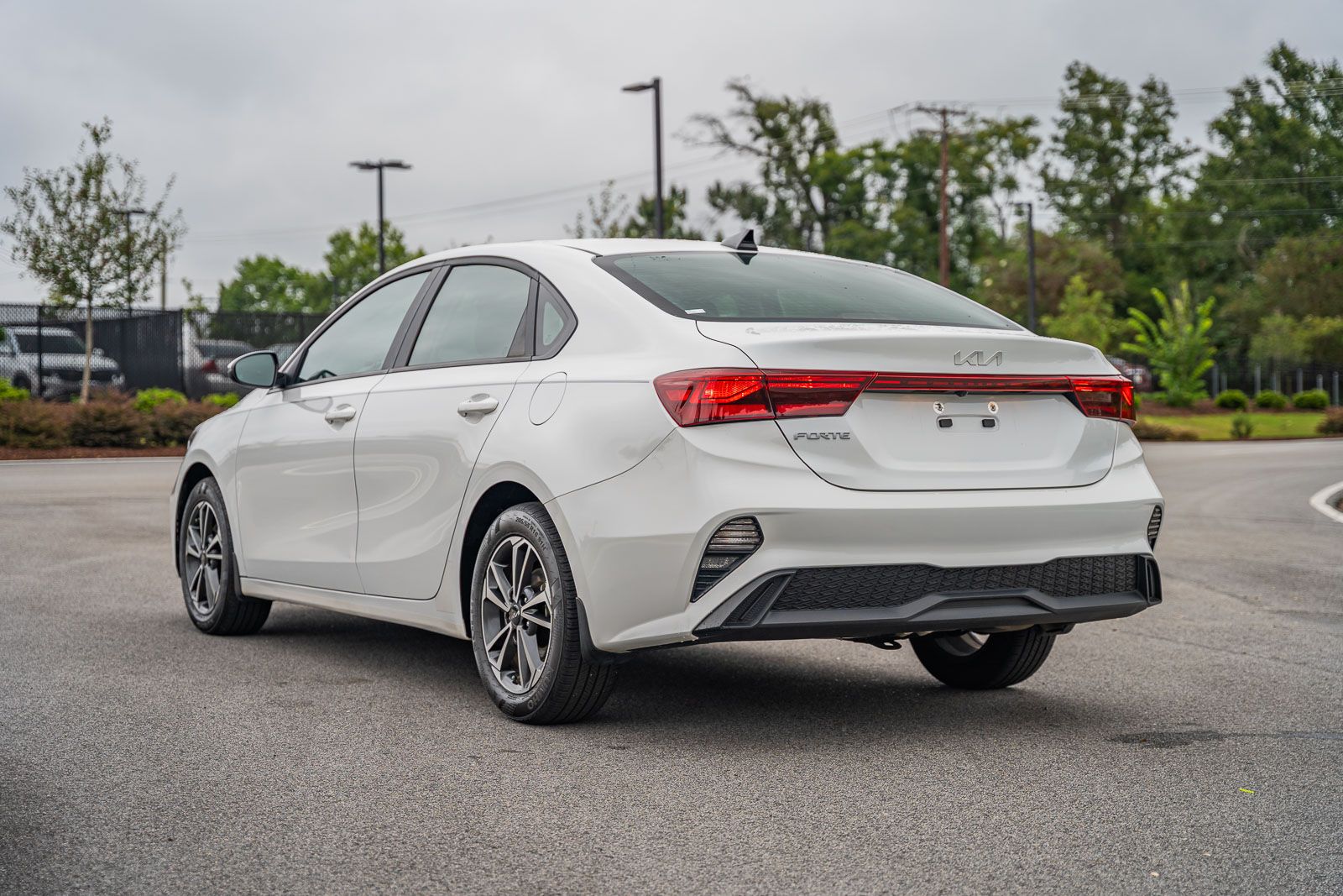 2024 Kia Forte LXS photo 4