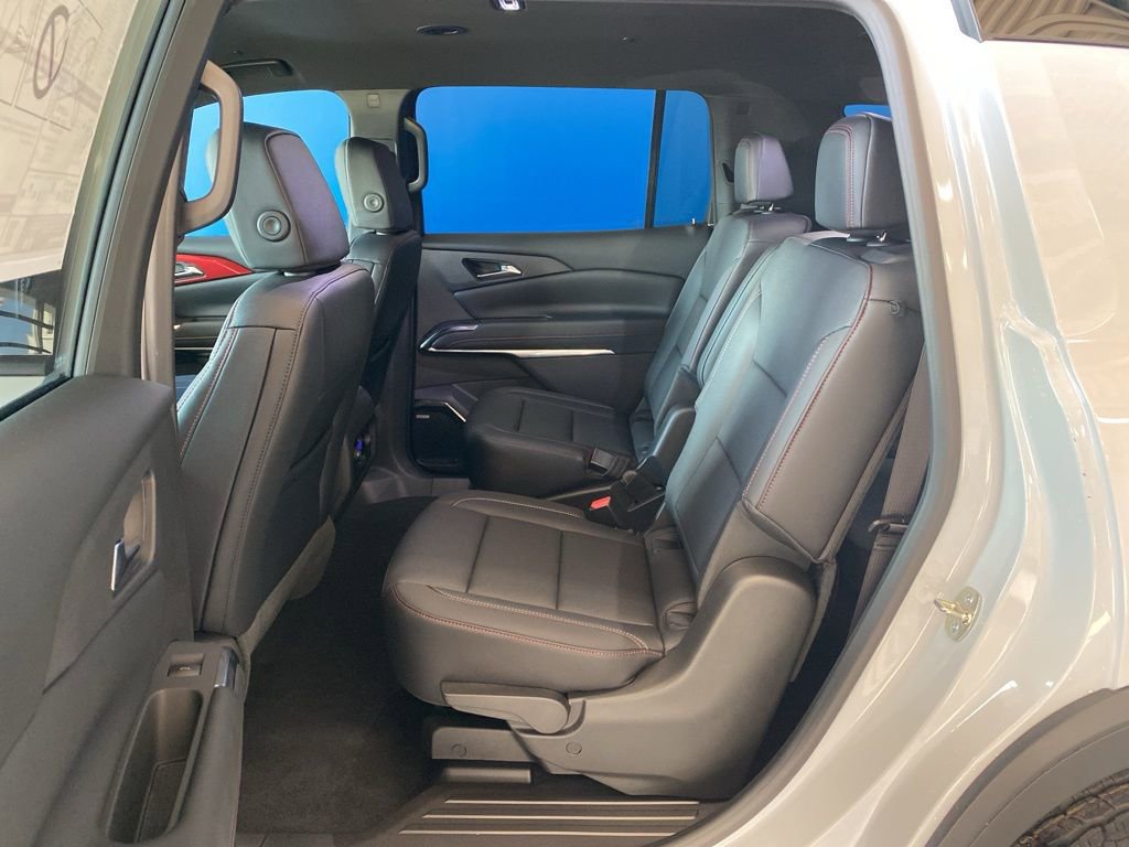 2026 Chevrolet Traverse Z71 photo 8