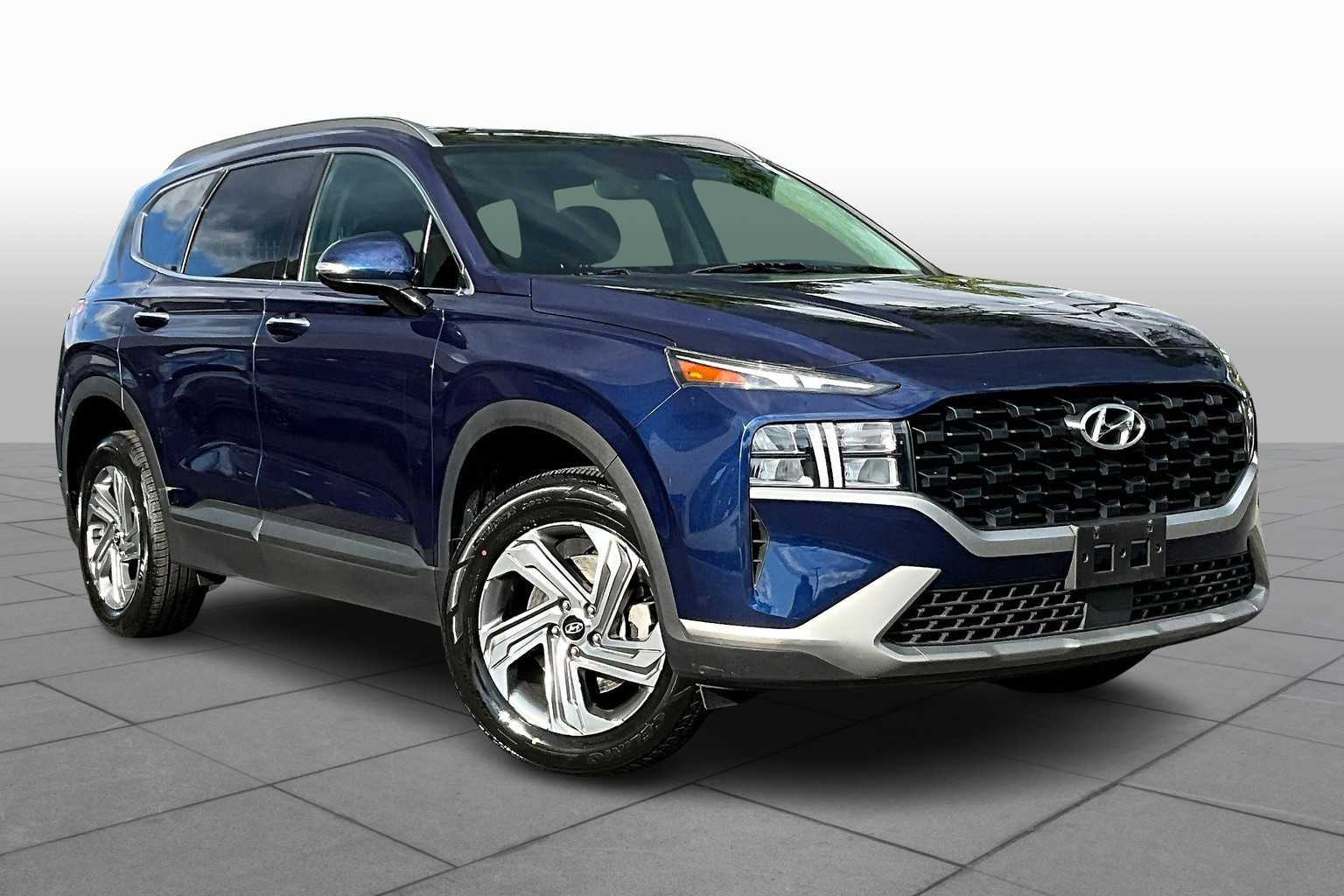 2023 Hyundai Santa Fe SEL photo 2