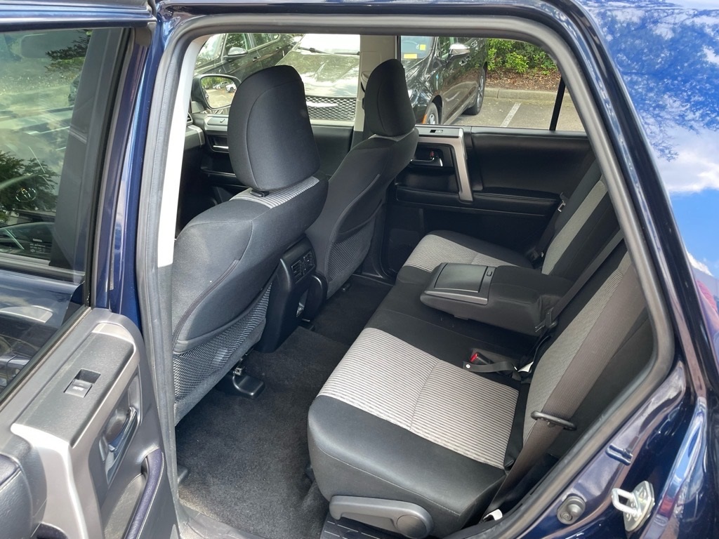 2024 Toyota 4Runner SR5 photo 17