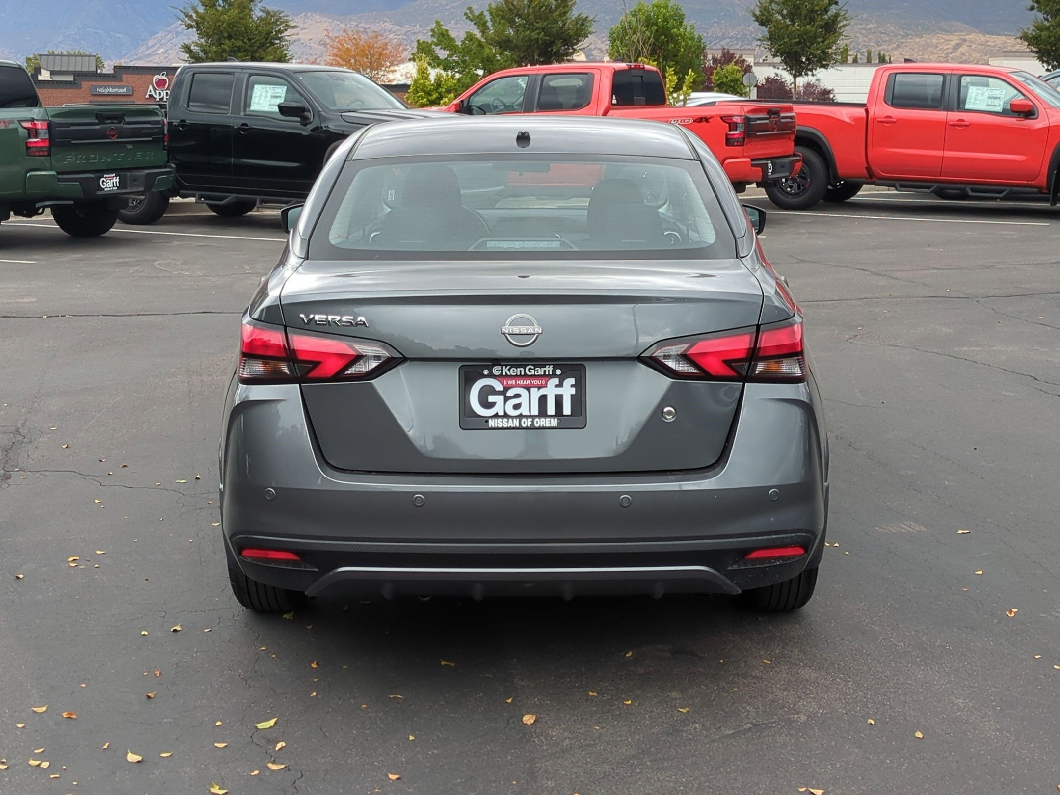 2025 Nissan Versa S photo 4